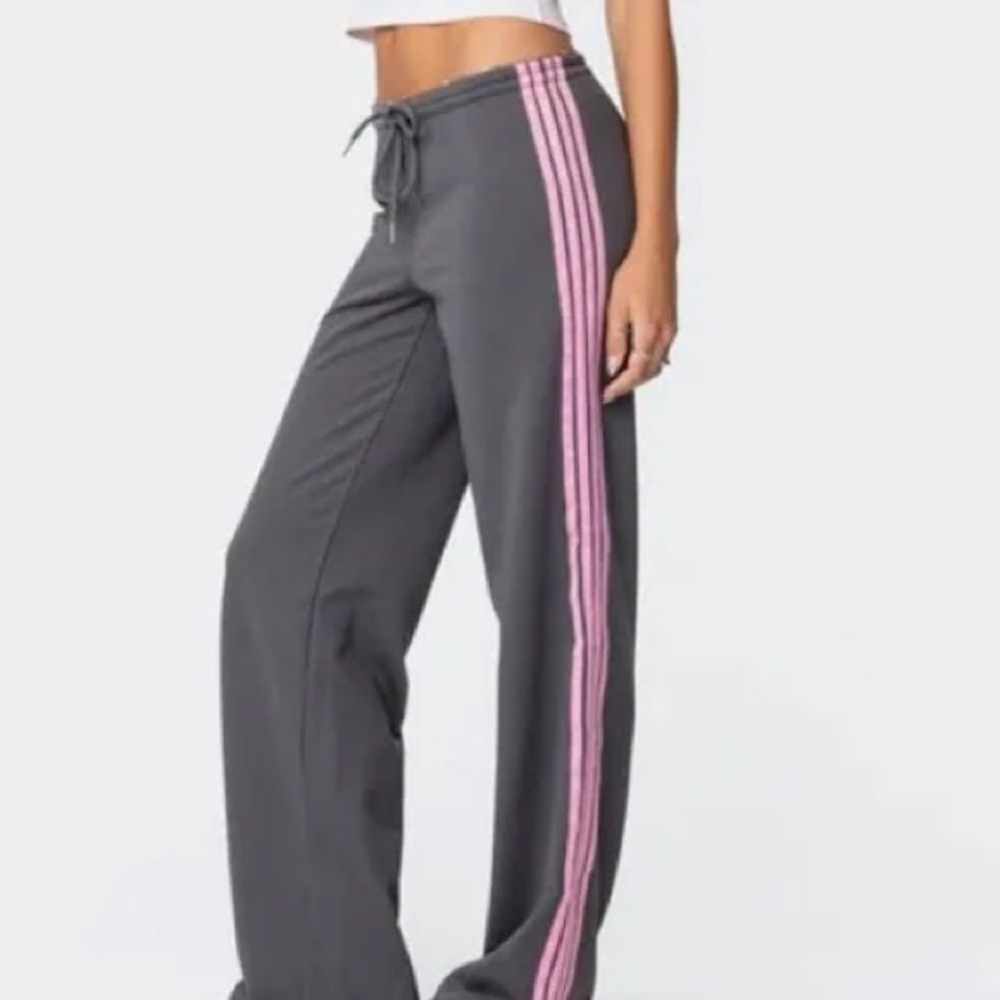 Edikted Dark Grey Sweatpants with Pink Accents